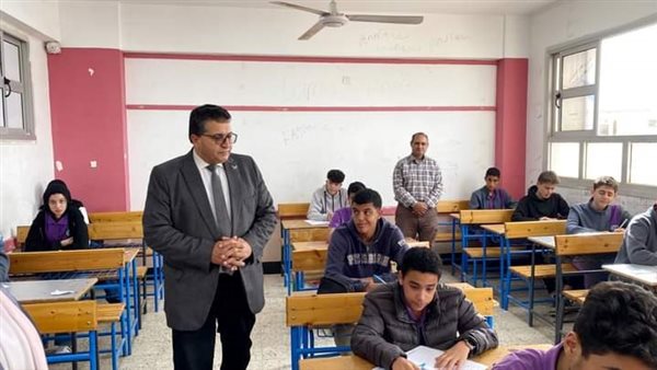 امتحانات الشهر -