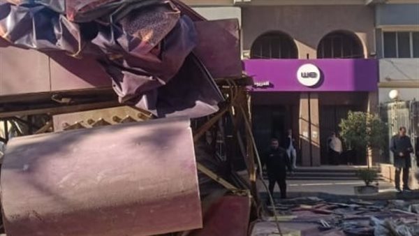 جانب من حادث سقوط