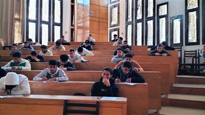 انتهاء امتحانات الفصل الدراسي الأول بجامعة دمنهور.. وإعلان النتائج خلال أيام