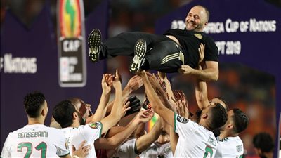 رقم قياسي ولقبان.. مسيرة جمال بلماضي مع منتخب الجزائر