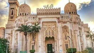 محو معالم أسقف مسجد أبو العباس| بناها معماري إيطالي وهدمها مقاول إسكندراني.. وقرار من إدارة التراث 
