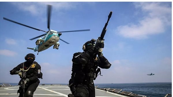 عناصر الحرس الثوري