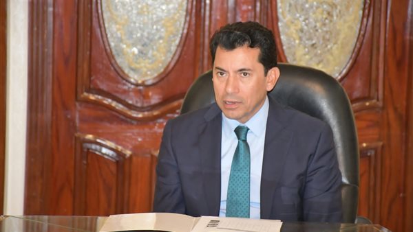 وزير الرياضة