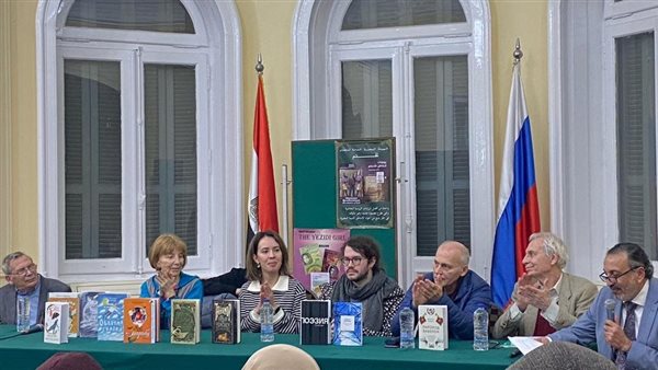 الوفد الروسي في معرض