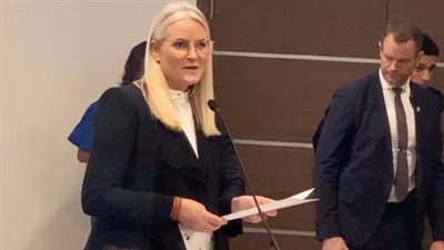  في نسخته 55.. الأميرة ميته ماريت قرينة ولي عهد النرويج ضيف شرف معرض الكتاب| بث مباشر 