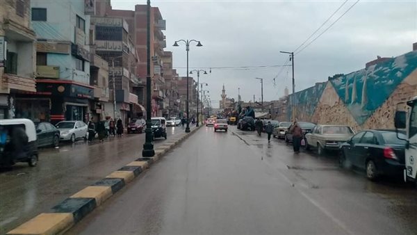 سقوط الأمطار على