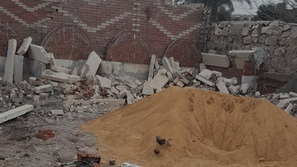 بناء المقابر