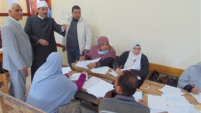 بدء أعمال تصحيح امتحانات الشهادتين الابتدائية والإعدادية الأزهرية بسوهاج