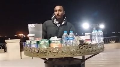 شاب يبيع مشروبات ساخنة بكورنيش السويس: لازم أسعى على رزقي بالحلال عشان ربنا يكرمني | بث مباشر