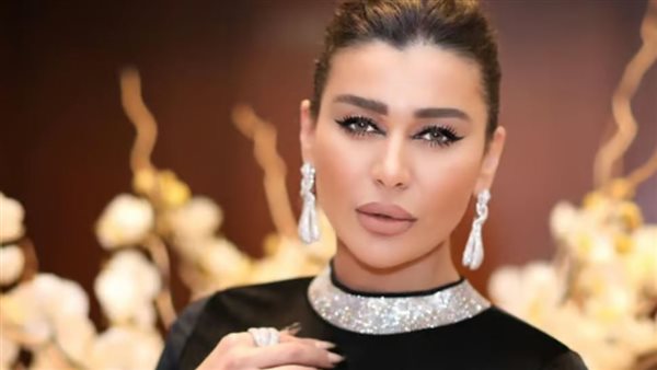 نادين الراسي 