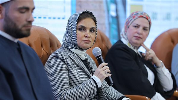 الدكتورة سحر نصر