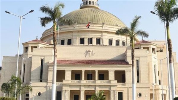 جامعة القاهرة 