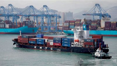 تصل للمصادرة.. مشروع قانون جديد يغلظ عقوبة تسيير سفينة غير مسجلة تحت العلم المصري