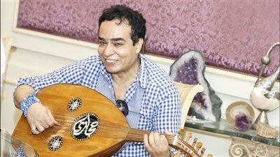الحبس 6 أشهر للملحن أحمد حجازي بعد قراءة القرآن على ألحان العود