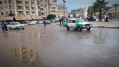 أمطار وتقلبات جوية تضرب البحيرة والإسكندرية.. والأرصاد تحذر من تكاثر السحب الممطرة | بث مباشر