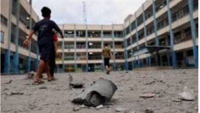 10 شهداء فلسطينيين في قصف إسرائيلي على مدرسة للأونروا بغزة
