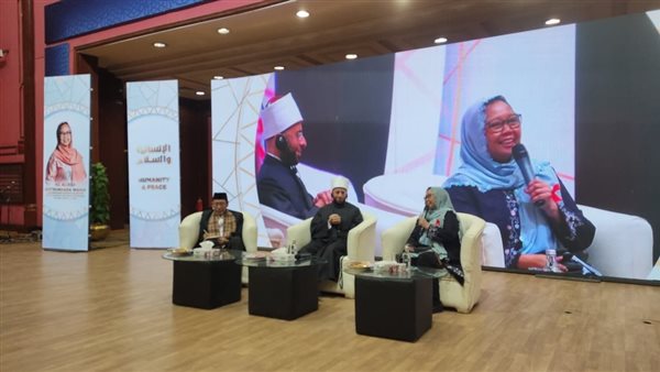 جانب من اللقاء