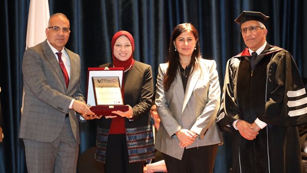 جائزة محمد فريد خميس