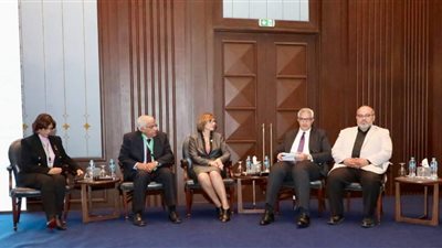 وزير التعليم يشيد بفكرة إنشاء قاعدة بيانات لطلاب مدارس المتفوقين