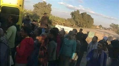 وفاة شاب في حادث تصادم بين سيارة وموتوسيكل بأسيوط