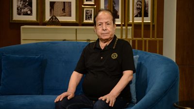 أبرز تصريحات عادل الفار: مسلمتش على ابني قبل ما يموت.. ومحدش سأل عليا من الفنانين في مرضي 