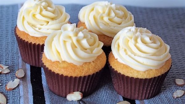 طريقة عمل الكب كيك