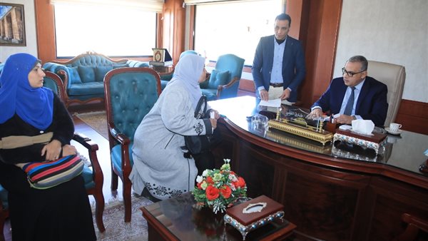 محافظ سوهاج خلال