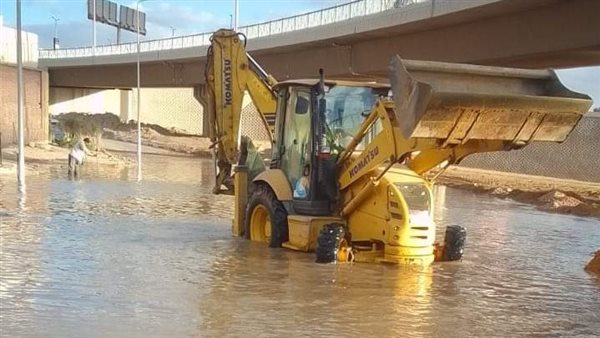 كسر ماسورة مياه 