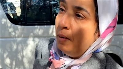 والدة فتاتي الأسانسير بمدينة نصر: معايا حكم بحضانة الأطفال.. ومعرفش حاجة عن بنتي التانية | بث مباشر