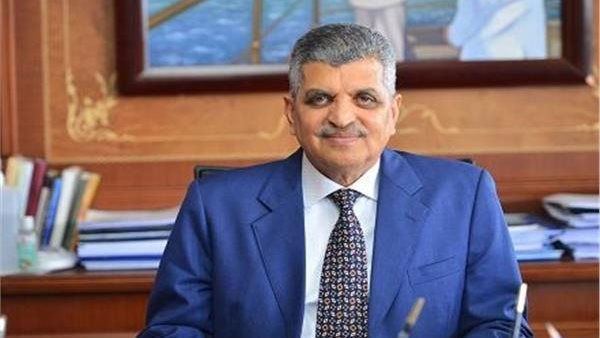 أسامة ربيع رئيس هيئة