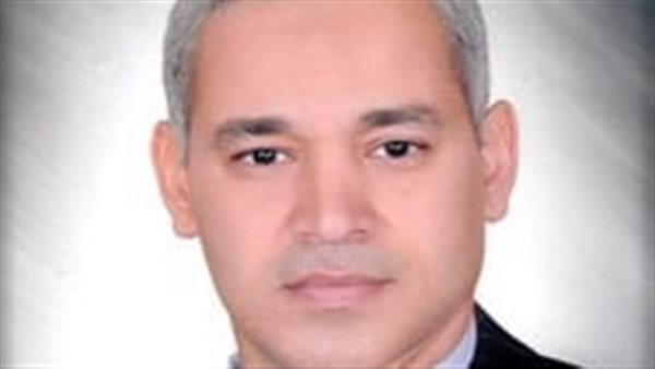 الدكتور أحمد عبدالمولى