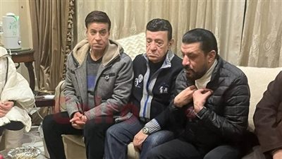 مصطفى كامل: ليه اتحدف بالطوب علشان بشوف شغلي.. ما كفاية بيقولوا عليا صوتي وحش