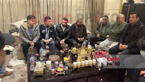 مصطفى كامل وأعضاء