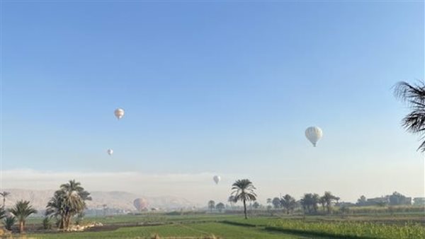 رحلات البالون الطائر