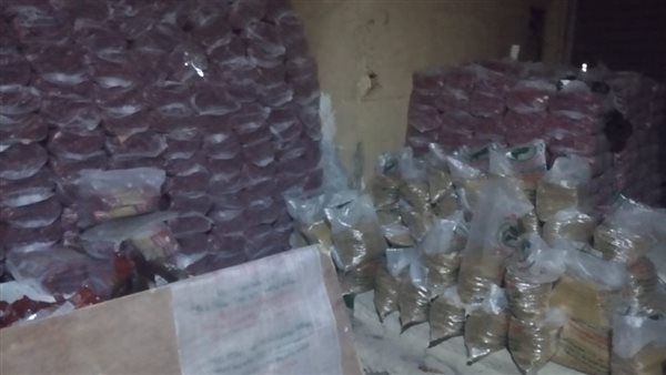 ضبط 6 طن ونصف مكرونة