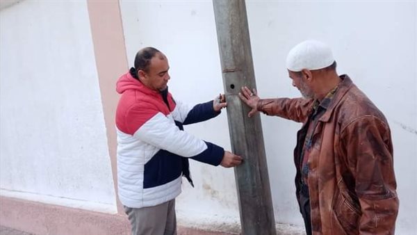 فحص أعمدة الإنارة