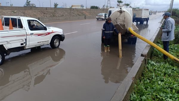 أمطار في شوارع الإسكندرية