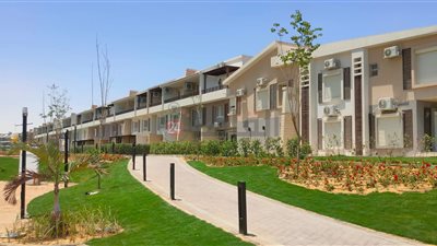 للأجانب والسداد بالدولار.. مبادرة جديدة لـ بيع العقار المصري لجميع الجنسيات