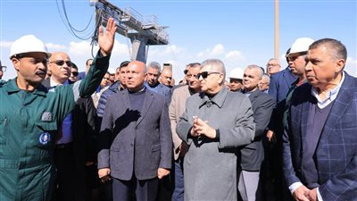 رئيس قناة السويس: قطعنا شوطا كبيرا نحو تعزيز القدرات الفنية للترسانات التابعة