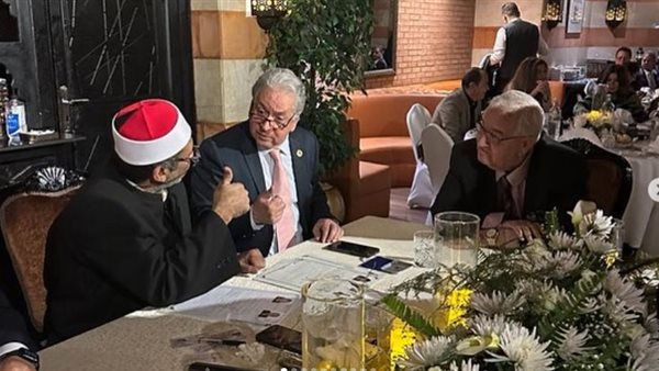 كتب كتاب عمر عبد