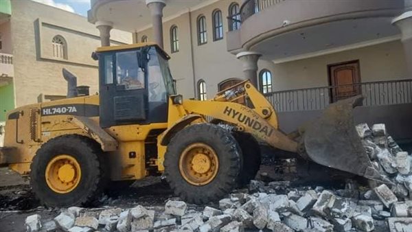 حملة مكبرة لإزالة