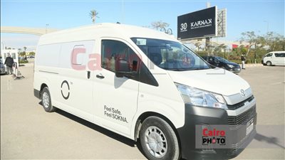 وصول جثمان والدة تارا عماد إلى مسجد الشرطة لأداء صلاة الجنازة | بث مباشر