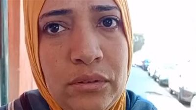 سيدة تعمل على عربة مشروبات بالفيوم: جوزي مريض وبشقى عشان أدخل قرش بالحلال لعيالي | بث مباشر