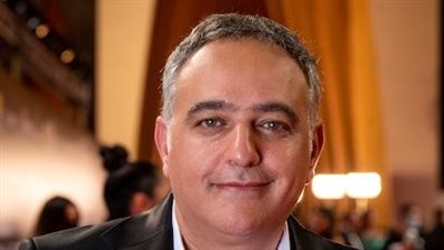 محمد حفظي: الرقابة لازم تفتح المجال لمناقشة مواضيع المجتمع.. وفيه ارتباك في التسعير وأجور الفنانين| فيديو