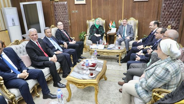 محافظ المنوفية يستقبل