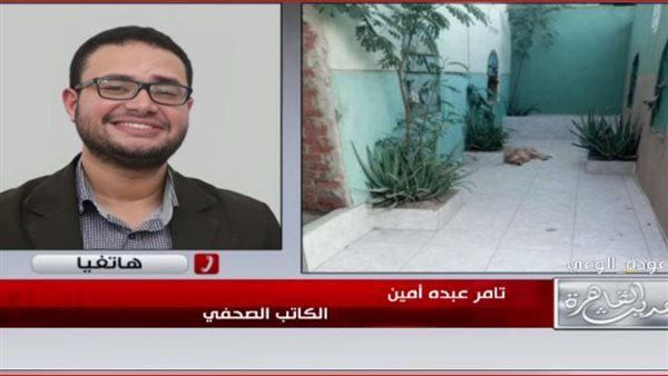 الكاتب الصحفي عبده