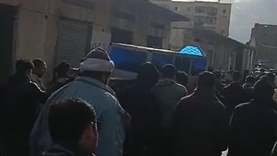 بعد صراع مع السرطان.. اللاعب محمد ناجي جدو يشيع جثمان والدته من مسقط رأسه بالبحيرة| بث مباشر