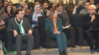 وزيرة الثقافة تشهد ندوة مستقبل الدور المصري في القضية الفلسطينية بمعرض القاهرة الدولي للكتاب