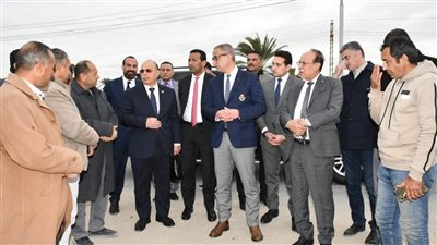 محافظ الفيوم ورئيس الوطني للاستثمار يتفقدان الفرص الاستثمارية على بحيرة قارون