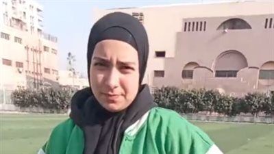 محمد عبد المنعم قدوتي.. أول لاعبة كرة قدم بمنيا القمح: مبلاقيش نفسي غير وأنا بلعب كورة | بث مباشر